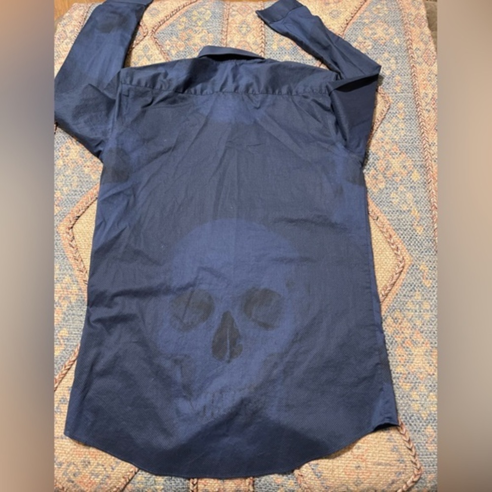 Men’s dress shirt